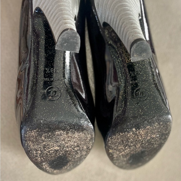 CHANEL CC logo Cap Toe Platform
Pump Authentic! - Picture 8 of 9